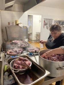 Après le bain dans le vin, le grill !