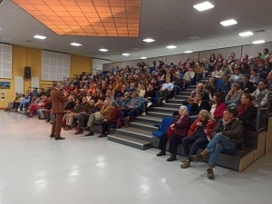 CPIE_Cheveche_Marc-Andre-Selosse_conf-scolaires_060326-vue-gradin-gd-public